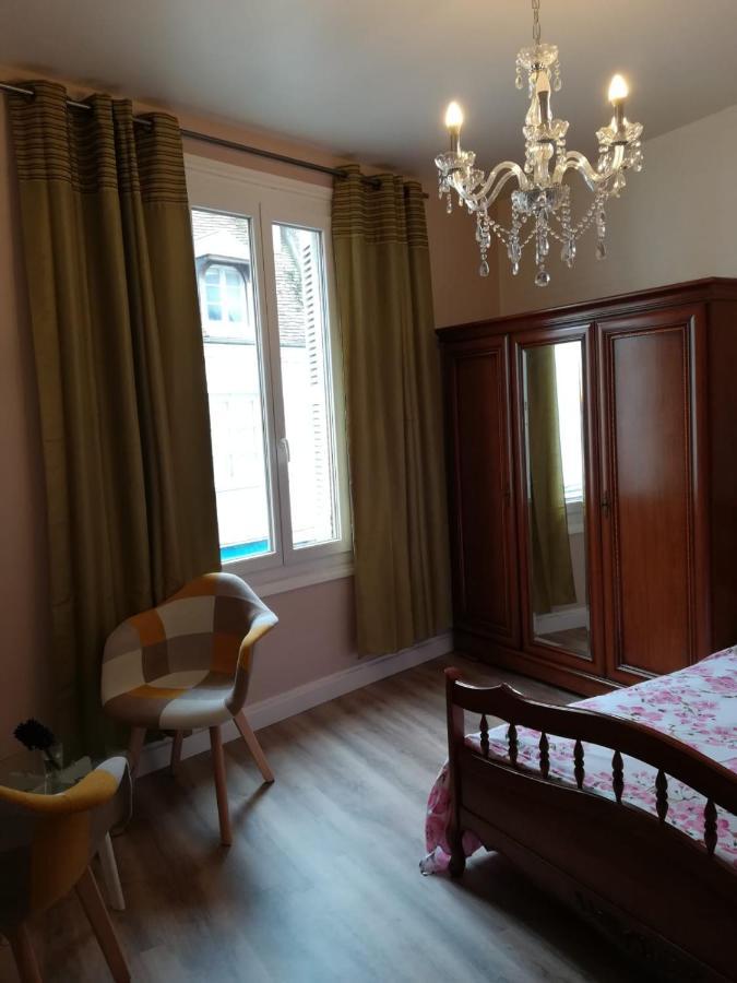 Appartement 2 chambres 52 m2 centre ville Vendôme Extérieur photo